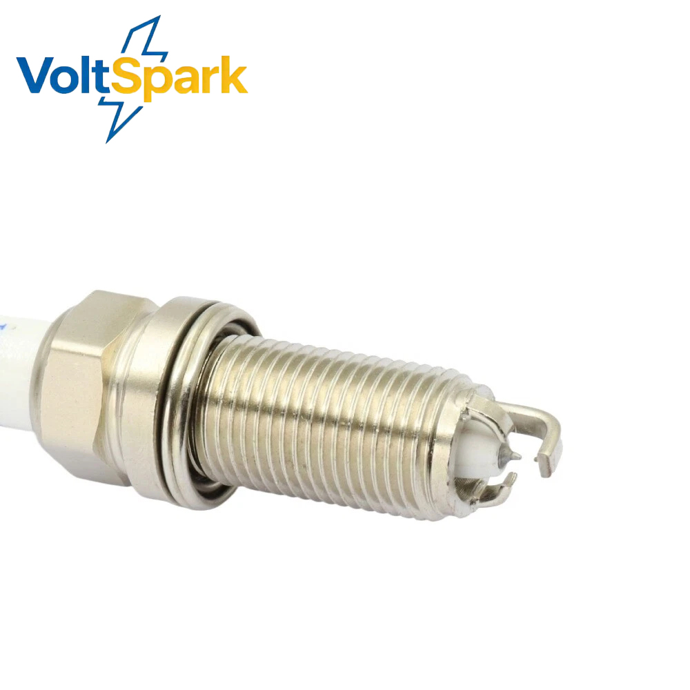 Candela d'Accensione 024223656 - Bosch Spark Plug Platinum recensione e prezzo